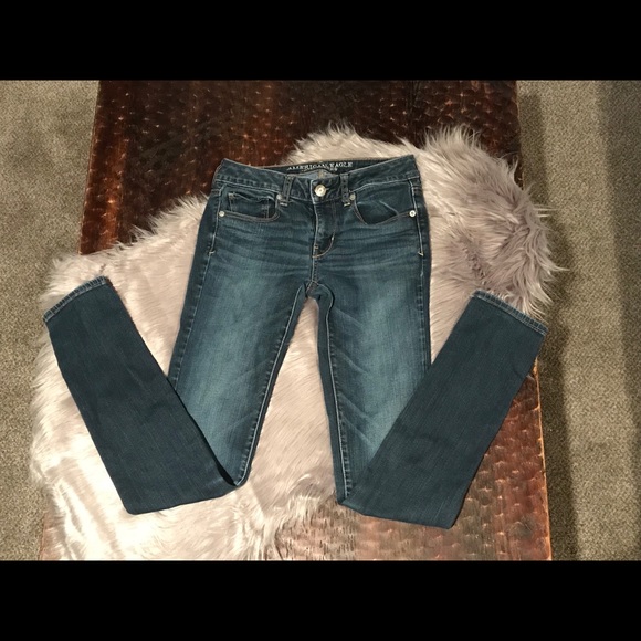 Sold! AEO Skinny Jeans- Size 2 Long- Final Price - Picture 2 of 8